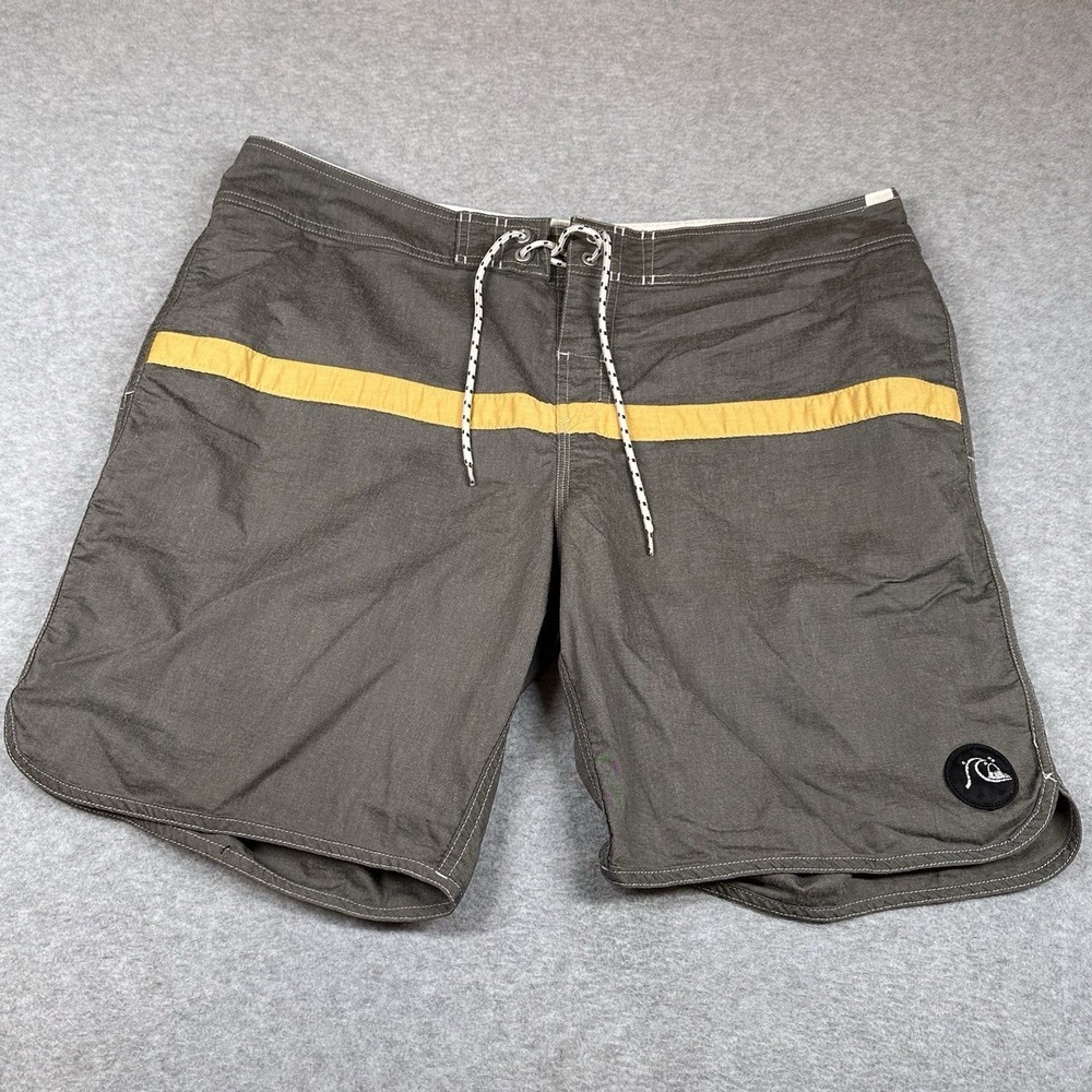 Quiksilver Boardshorts‎ Mens 36 Gray Green Yellow Stripe Lined Logo 8 in Inseam
